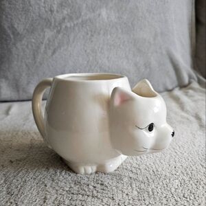 White Kitty Cat Teacup